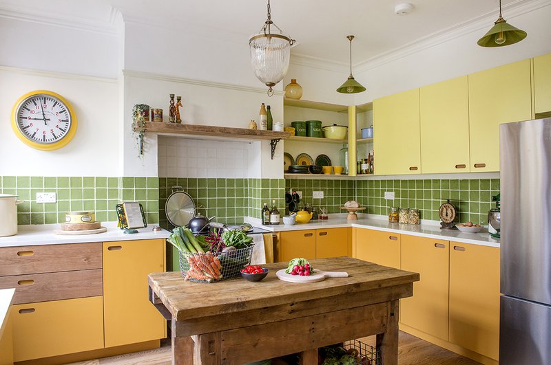 Johnson Tiles Channel 4 S Old House New Home Presented By George